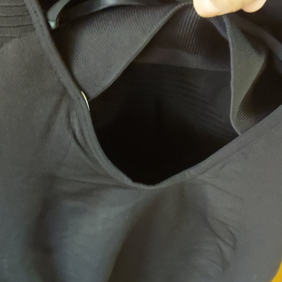 Nike - Picture 10 of 15